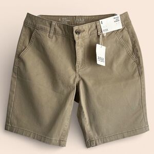 A.N.A. Khaki Tan Cotton Bermuda Shorts Size 4 NWT
